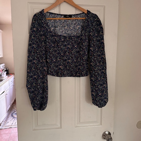 Lulus Top - Picture 2 of 2